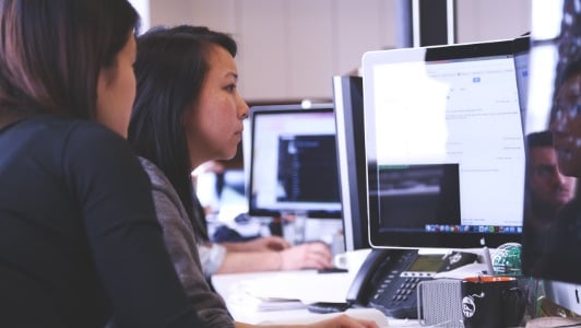 working-woman-technology-computer-7374